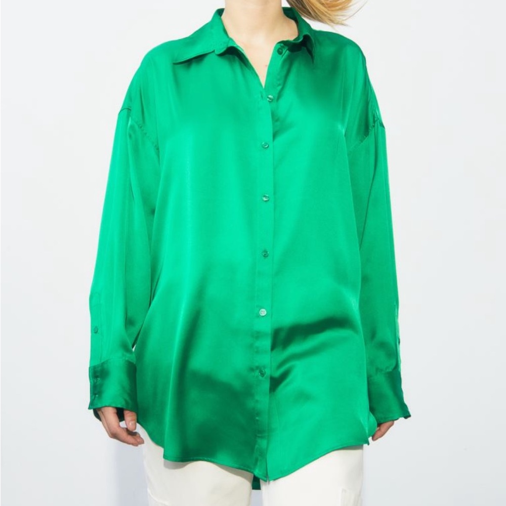 H&M Silk Green Button Down Top